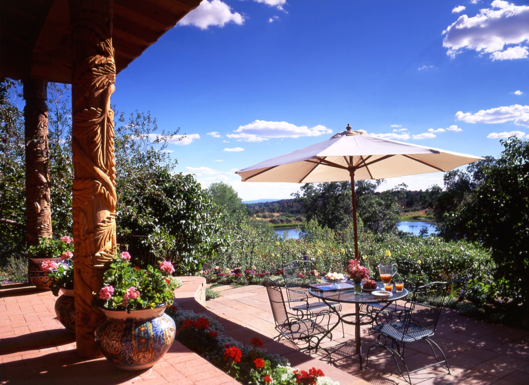 the ranch house patio photo