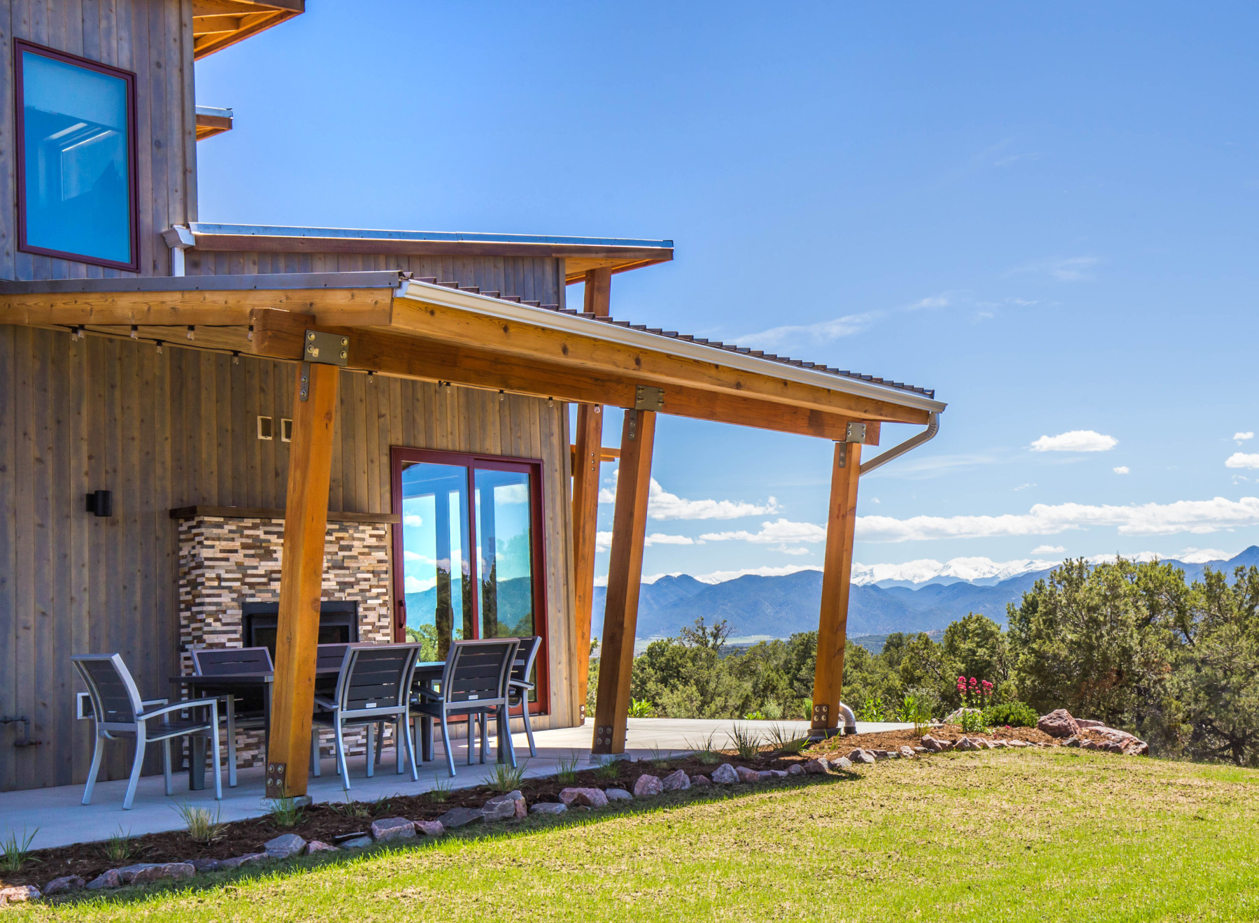 shaded patio for each luxury cabin photo 12